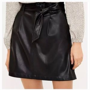 ANN TAYLOR Factory Vegan Leather Tie Waist Skirt Sz 10